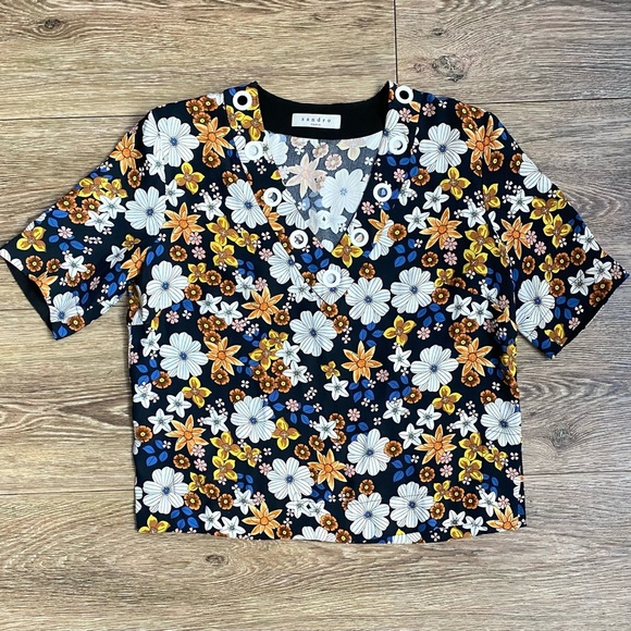 EUC SANDRO Ekin Floral Print V-Neck Short Sleeve Top With White Eyelets XS-Small - Picture 6 of 16